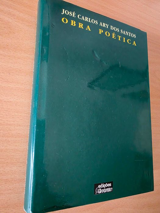 Livro "Obra Poética" de José Carlos Ary dos Santos