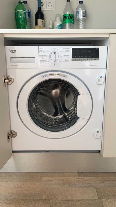 Vendo Máquina de Lavar Roupa BEKO WITV 8712 XW0R (8 kg - 1400 rpm)