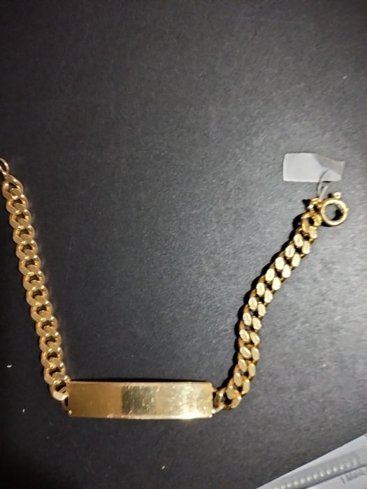 Pulseira em prata dourada