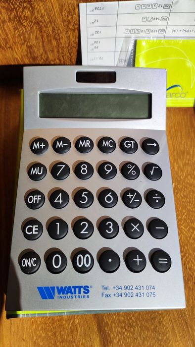 Máquina calculadora solar