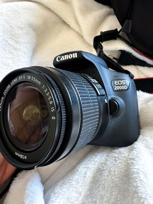 Bundle CANON 2000D