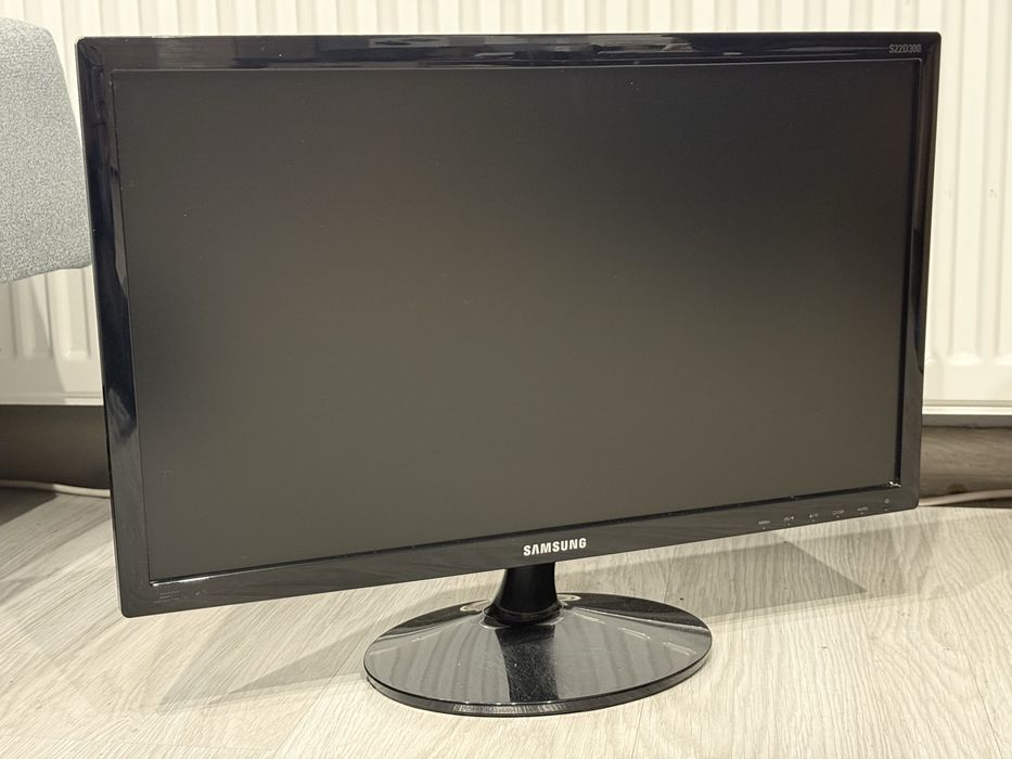Monitor Samsung S22D300 21,5 Cala VGA Full HD 5ms Dobry Stan