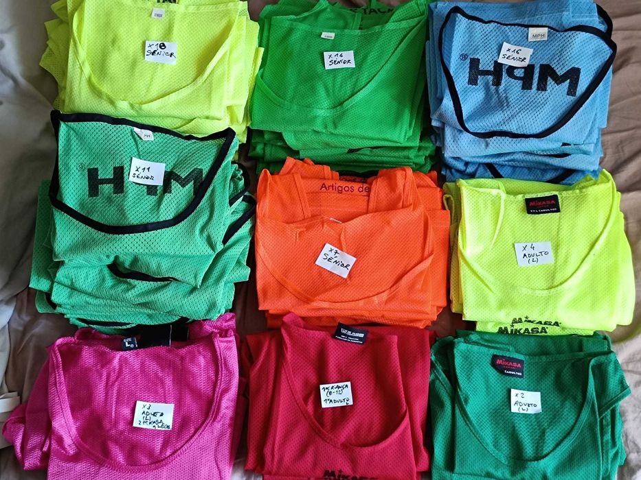 Conjunto Desporto 68 Coletes + Saco Mikasa 58€