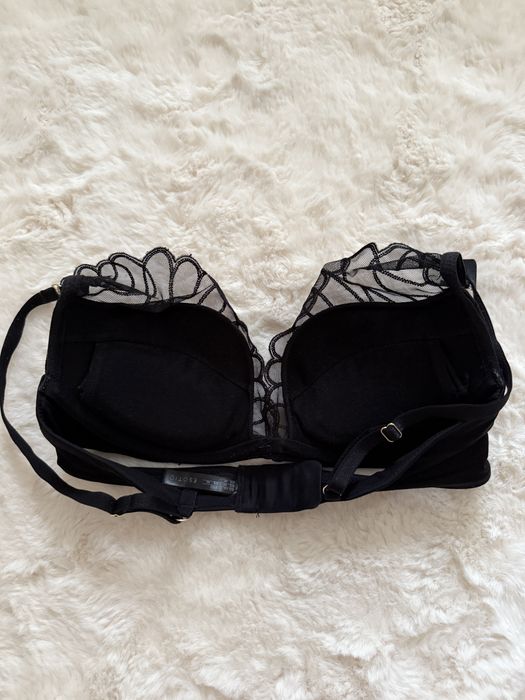 Esotiq Czarny koronkowy biustonosz Claudia 65D blacks bra push-up