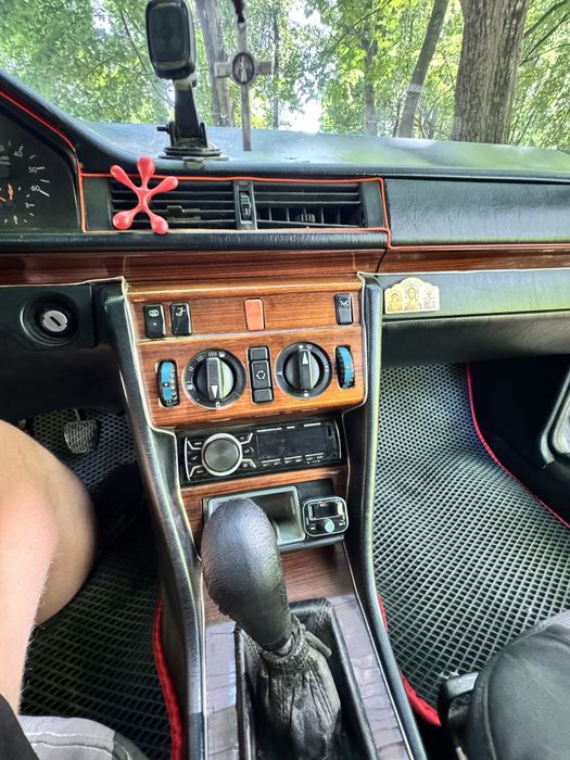 Mercedes w124 2.5 дизель
