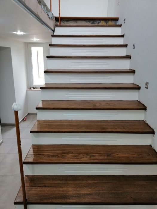 Cyklinowanie Bezpyłowe podłóg schodów