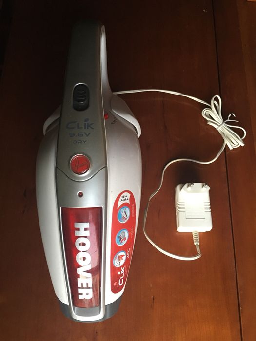 Aspirador de Pó Portátil Hoover Clik 9.6V