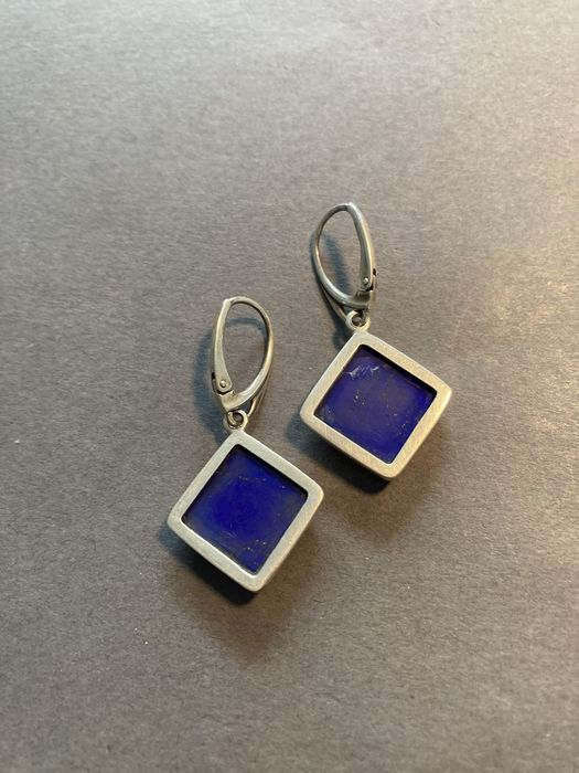 Kolczyki srebrne z lapis lazuli Gilsona