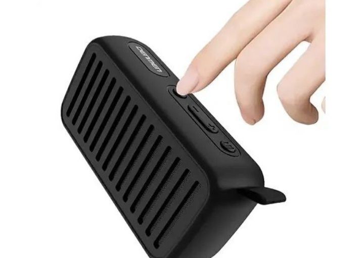 Вхідна напруга, V:
5
Динамік:
118х75х81 мм
Допустимий діапазон:
10 м
К