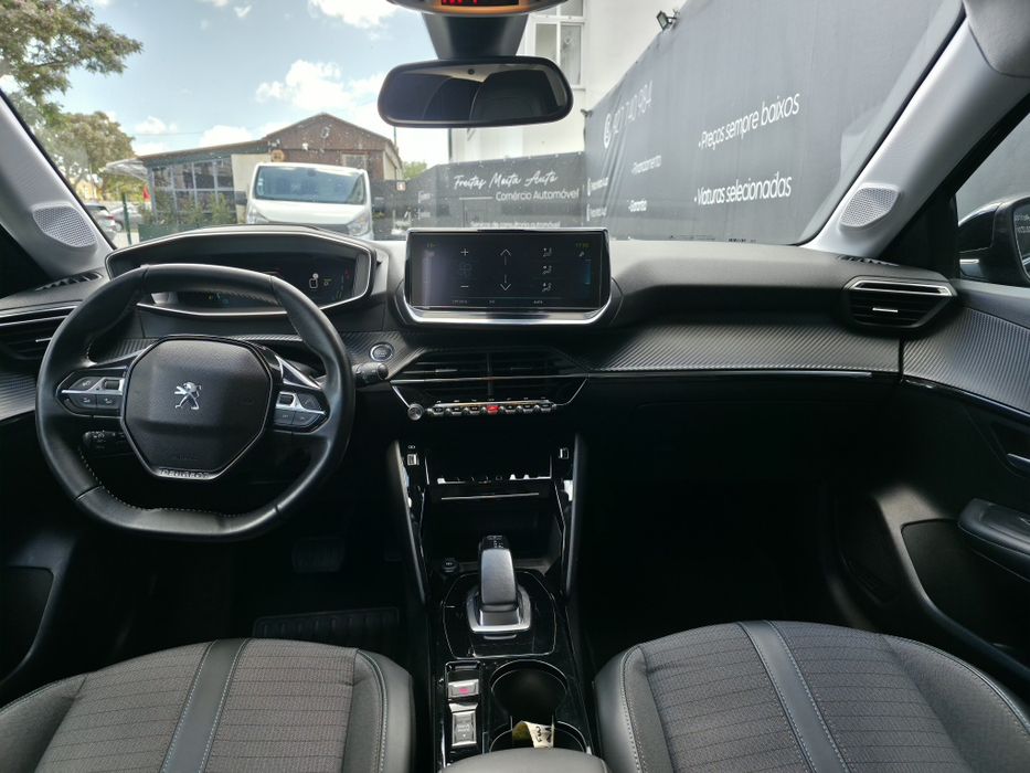 Peugeot 208 | Elétrico | allure
