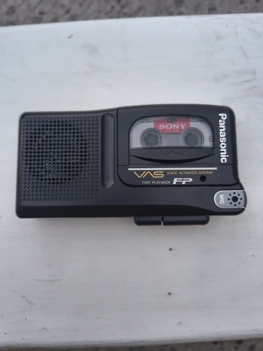 Продам диктофон Panasonic