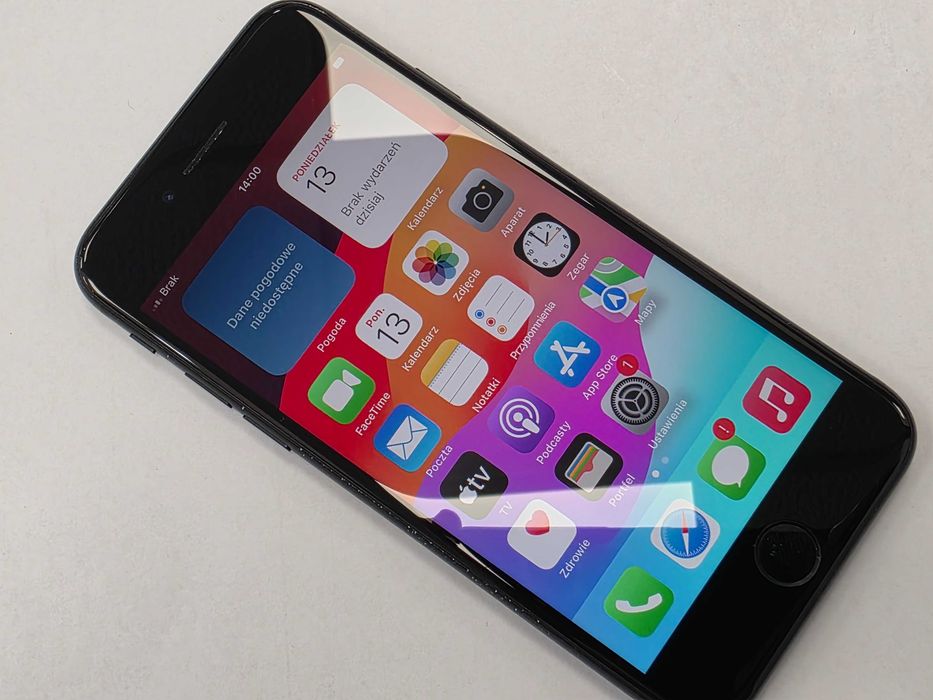 iPhone SE 2020 128GB Dual SIM (SIM + eSIM)/ Black/ BAT 76%/ Grade C/ technicznie OK/ idealny zastępczy