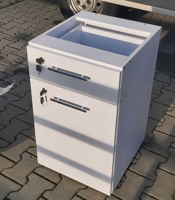 Lada w butiku / Recepcja  w salonie glamour