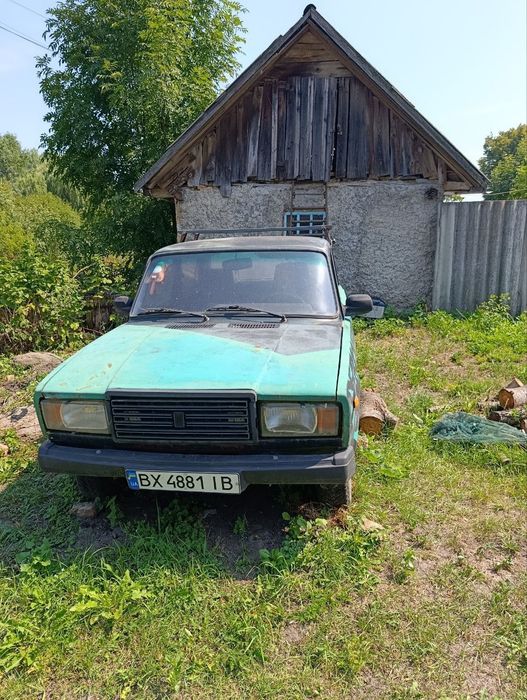 Продам ВАЗ 2107 на запчастини