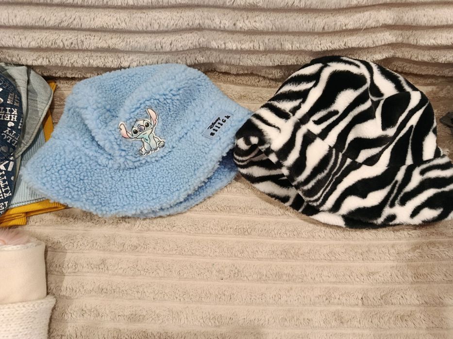 шапки котелок 100 грн за дві!