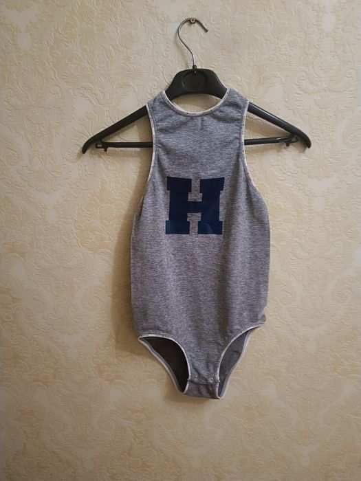 Болит Tommi Hilfiger