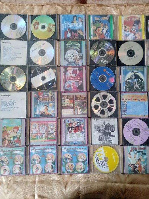 Диски CD DVD для детей и взрослых. Боксы для дисков