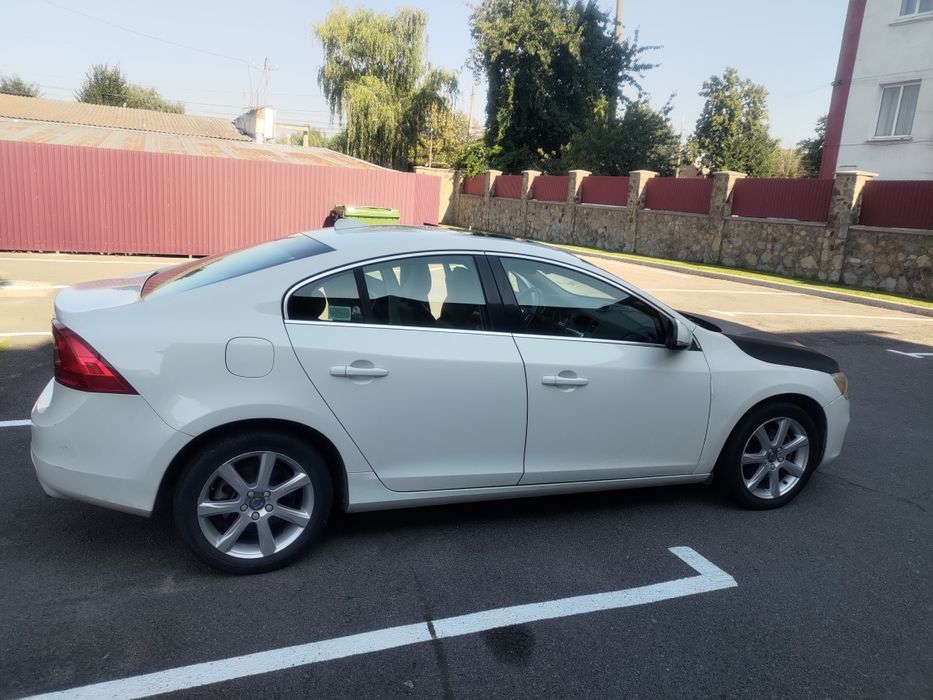 Продам Volvo S60