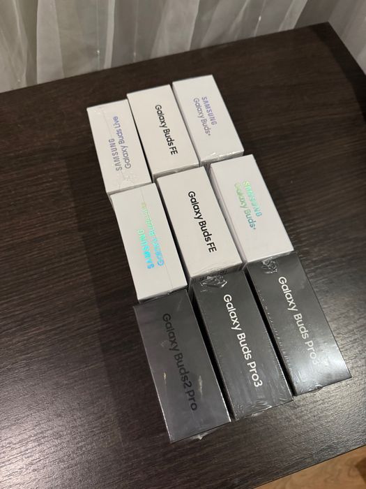 Нові бездротові навушники Samsung Galaxy Buds/Buds+/Buds 2/Live/Pro/2