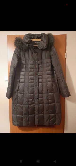 Płaszczyk zimowy firmy Paker.