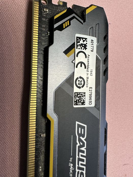 DDR4 Crucial Ballistix by Micron.