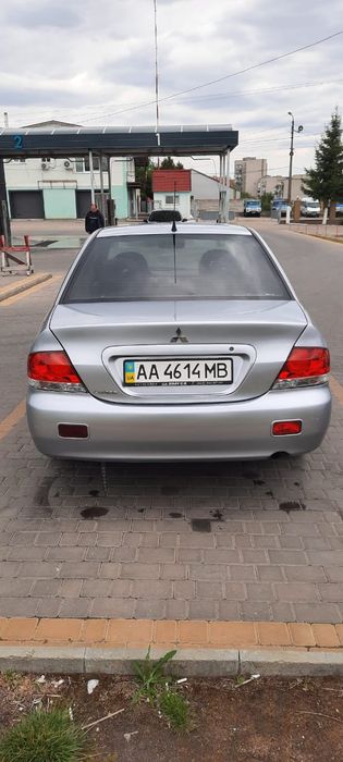 Mitsubishi lancer 9