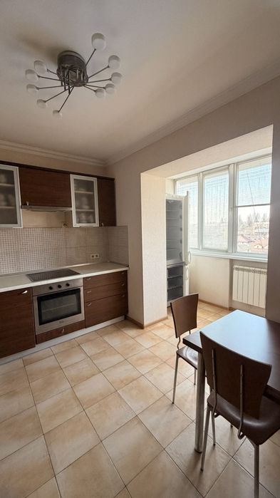 Без %!  3-кімнатна квартира в Шевченковському районі вул. Салютна, 42/46