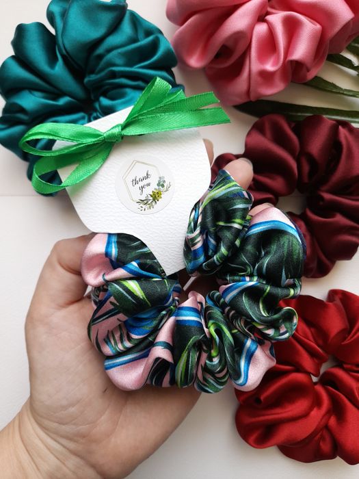 3 różowe gumki do włosów jedwab scrunchie M duże