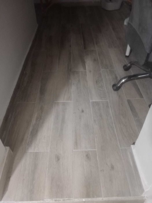 Revestimento cerâmico imitação de madeira para chão!