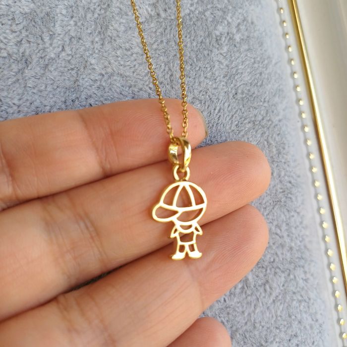 Colar Minimalista Menino banhado a Ouro Aço Inoxidável Antialérgico