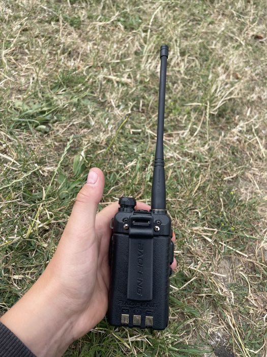 продам рацію uv-5r