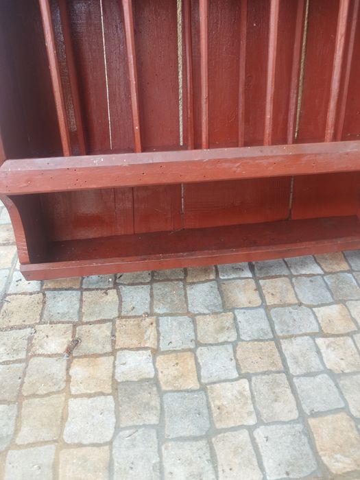 Móvel muito antigo em madeira para cozinha