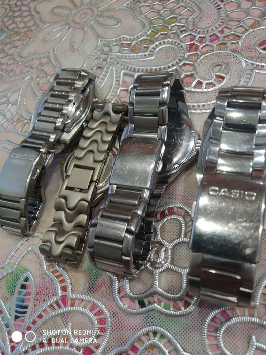 Годинник  casio   100м
