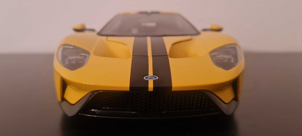 Ford GT 2017 - 1:18 AutoArt
