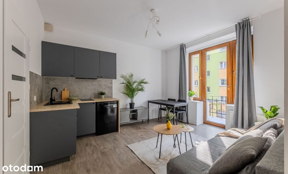2 pokoje | 2 łazienki | 1 piętro | Balkon | Parking