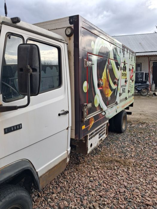 Мерседес рекс 609D