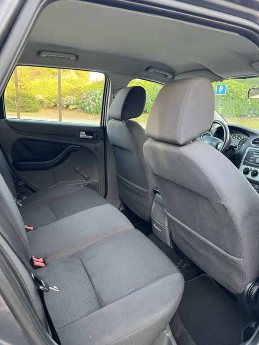 Ford focus 1.4 Gasolina 2005