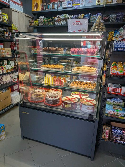 Стелажі для магазину. Каси, холодильне обладн. Гранти на обладнання