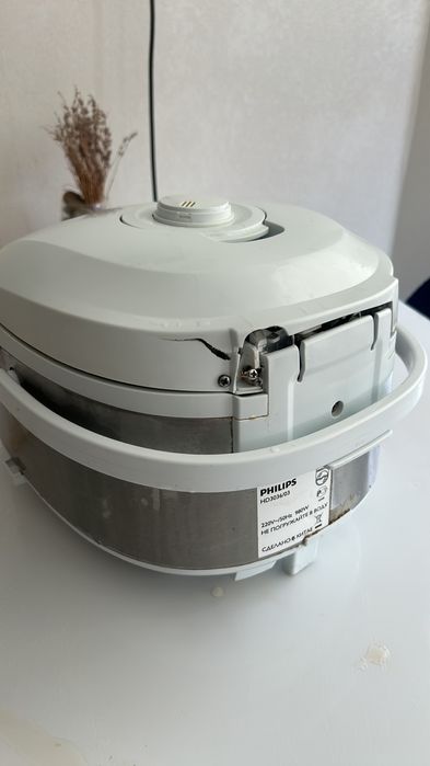 Продам мультиварку Philips