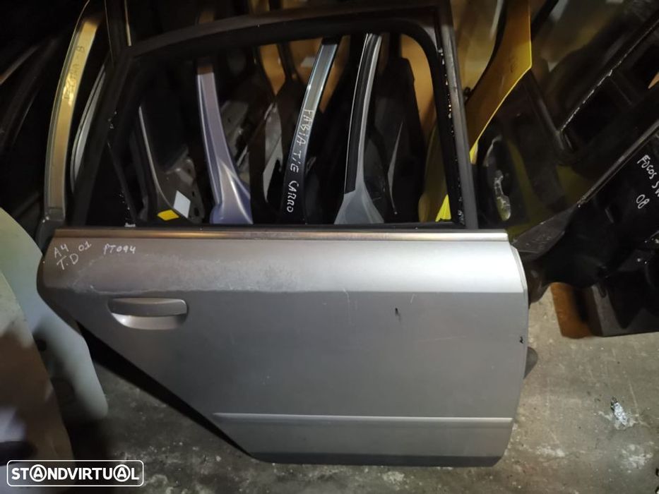 AUDI A4 B6 PORTA TRAS DIREITA - PT094