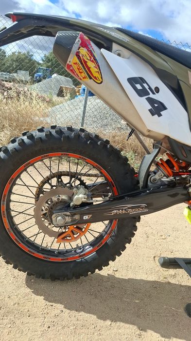 Ktm EXC-F 250 com extras