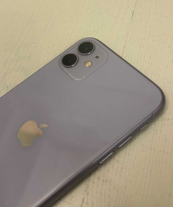 iPhone 11 128GB zalana płyta główna