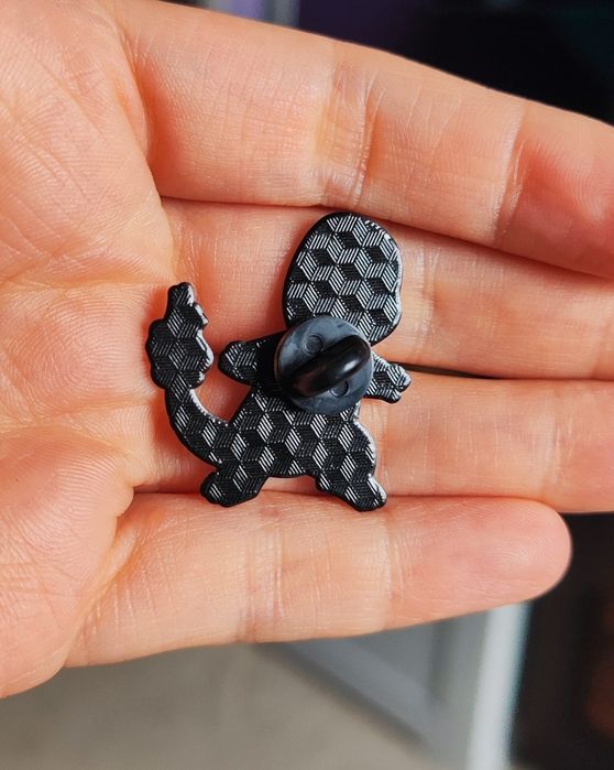 Pokemon Charmander - metalowy pin przypinka broszka.