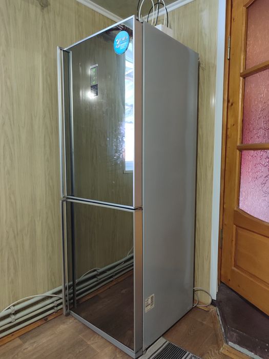 Холодильник     LG