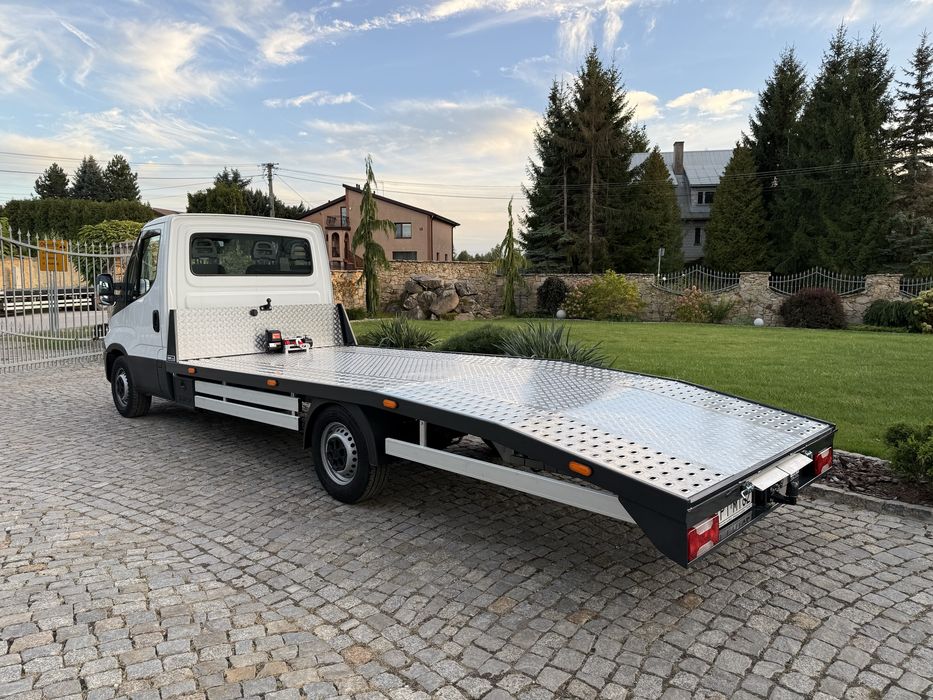 Zabudowa laweta pomoc drogowa iveco mercedes sprinter master movano