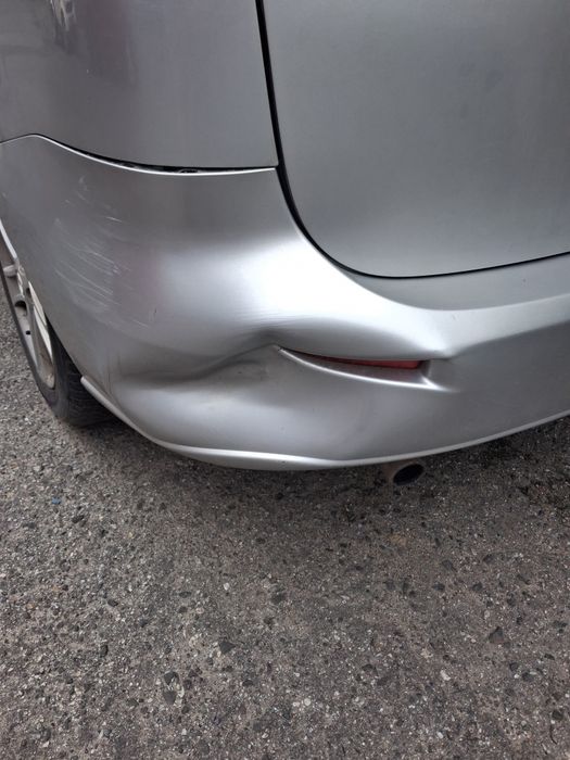 Auto Mazda 5 2005r