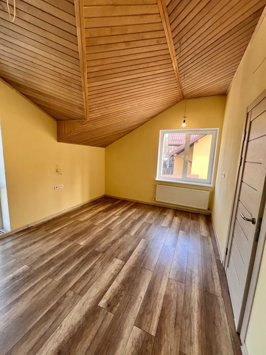 Будинок з ремонтом в Ірпені. Мінімальне оформлення