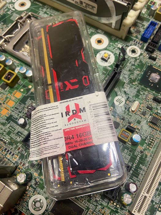 Оперативна памʼять IRDM by goodram ddr4 16gb kit 3200Mhz