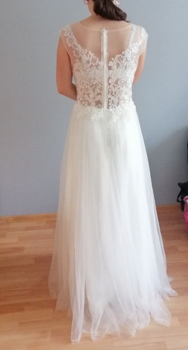 Suknia ślubna biała