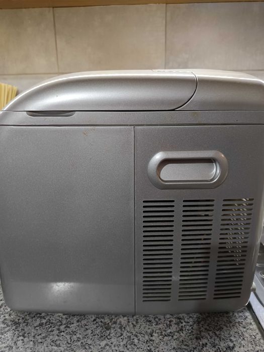 Máquina de fazer gelo